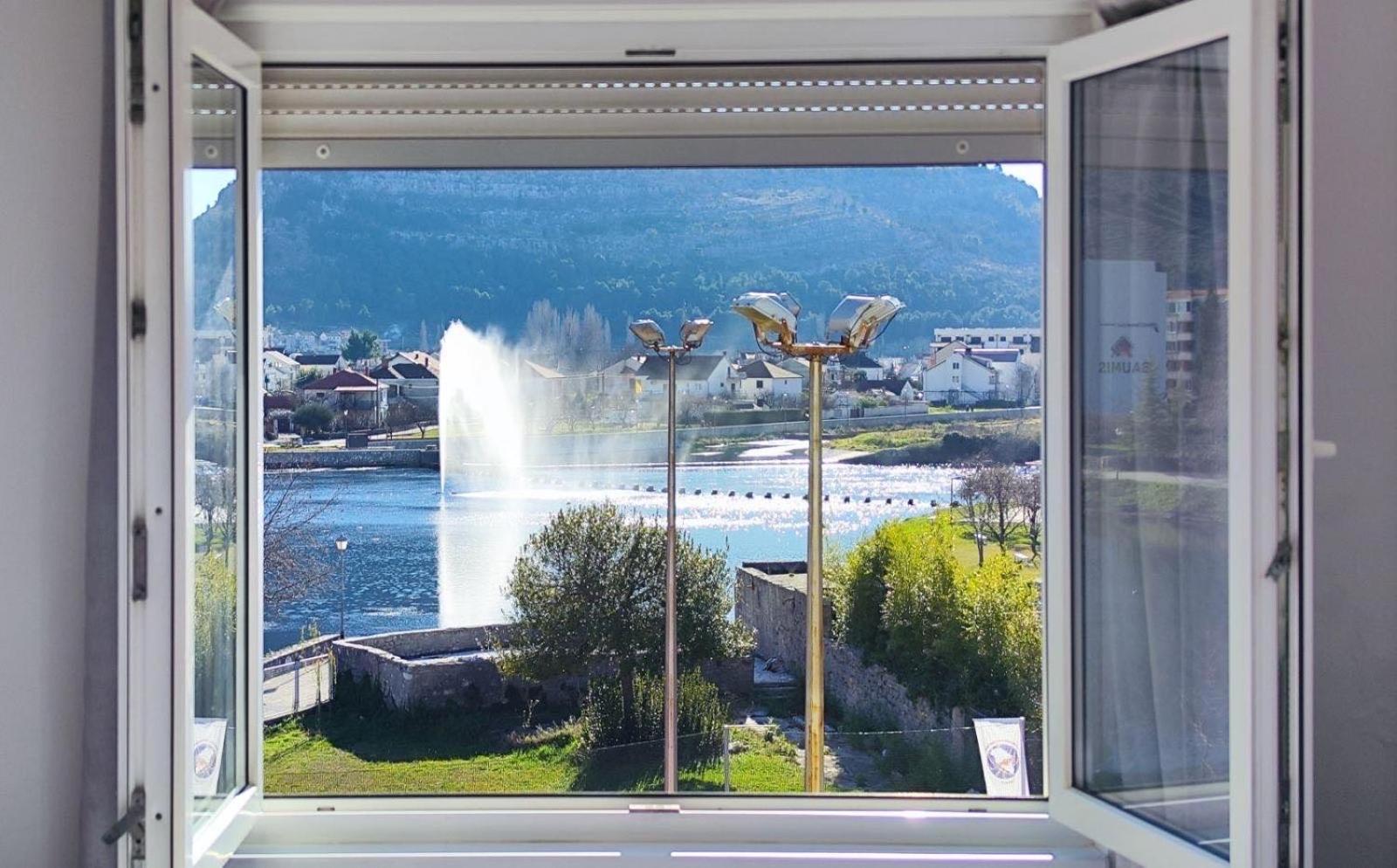 Apartman Srna Trebinje Bagian luar foto